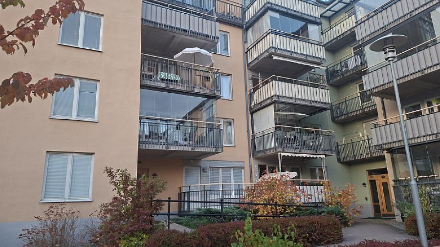 Brf Vilunda Gård - vy från gården